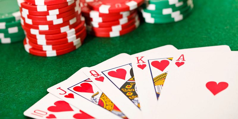 Lý giải cách hiểu về game bài Poker trực tuyến